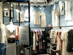  云蝠时尚空间店铺转让
