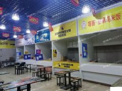  旺铺出租，市中心人流量超多。外卖集中区域